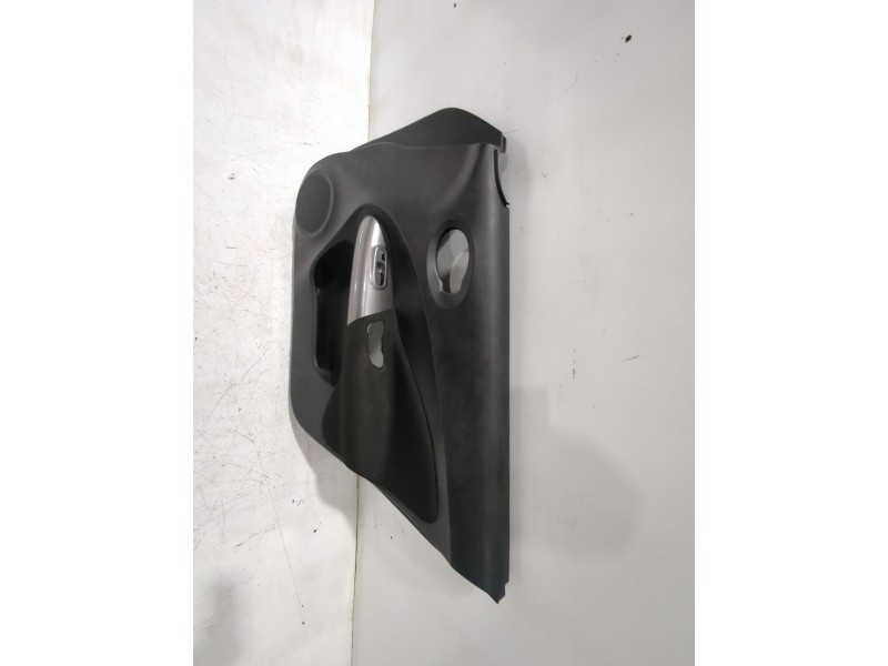 Recambio de guarnecido puerta delantera derecha para nissan juke (f15) 1.5 dci referencia OEM IAM 809001KB0A  