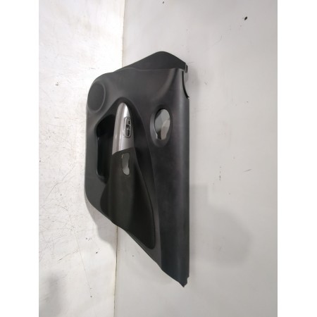 Recambio de guarnecido puerta delantera derecha para nissan juke (f15) 1.5 dci referencia OEM IAM 809001KB0A  