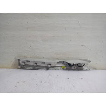 Recambio de moldura para volkswagen golf vii lim. (5g1) comfortline bluemotion referencia OEM IAM 682AR3B2649  