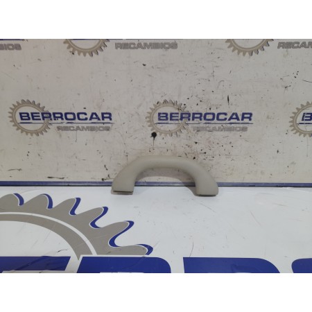 Recambio de asidero techo para seat leon (1p1) 1.9 tdi referencia OEM IAM 1P0857607  