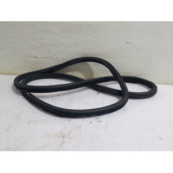 GOMA CONTORNO 5G6867913B 