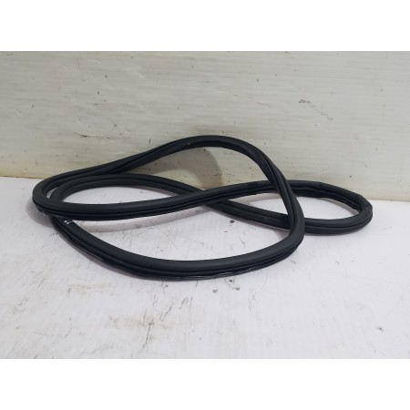 Recambio de goma contorno para volkswagen golf vii lim. (5g1) comfortline bluemotion referencia OEM IAM 5G6867913B  