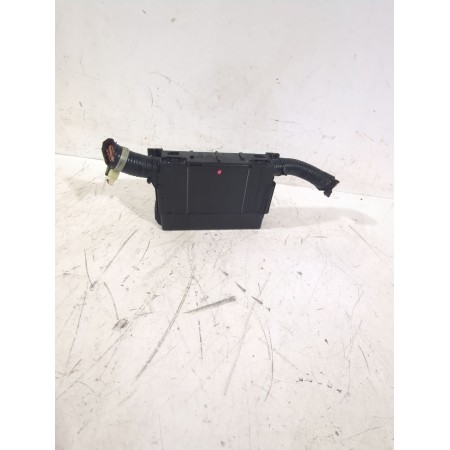 Recambio de caja reles / fusibles para nissan juke (f15) 1.5 dci referencia OEM IAM 71547223-30  