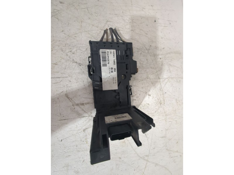 Recambio de caja reles / fusibles para citroën c4 grand picasso i (ua_) 1.6 hdi referencia OEM IAM 28201235  