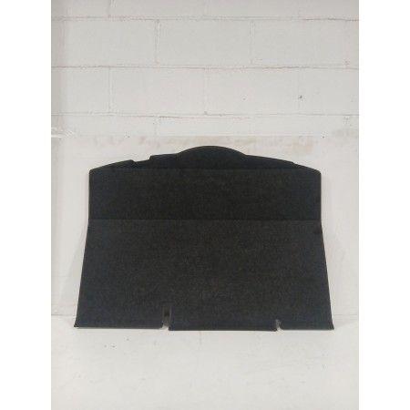 Recambio de suelo maletero para toyota yaris active referencia OEM IAM 647710D150  