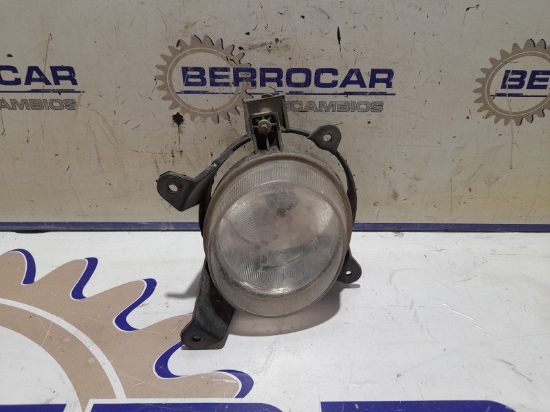 Recambio de faro antiniebla derecho para kia carens 2.0 turbodiesel cat referencia OEM IAM OK2FC51500R  