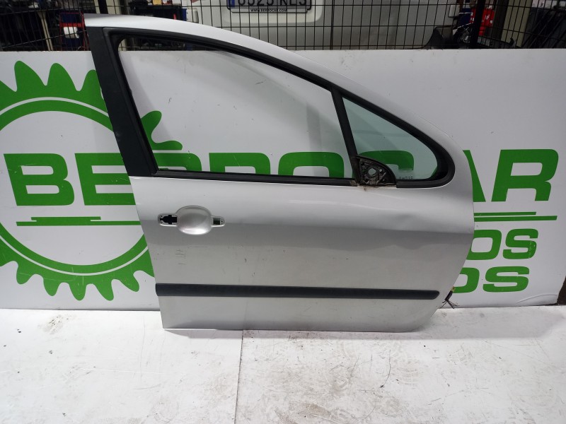 Recambio de puerta delantera derecha para peugeot 307 (s1) xn referencia OEM IAM 9004S7  