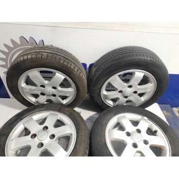 Recambio de juego llantas para hyundai elantra (xd) 2.0 crdi cat referencia OEM IAM 529102D  