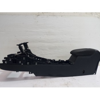 Recambio de apoyabrazos central para volkswagen golf vii lim. (5g1) comfortline bluemotion referencia OEM IAM 5G1863241  