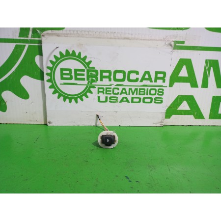 Recambio de mando elevalunas trasero izquierdo para renault megane ii coupe/cabrio confort authentique referencia OEM IAM 156018