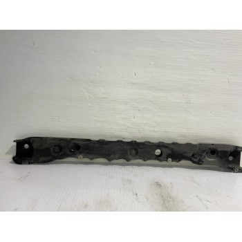 Recambio de travesaño inferior para nissan micra (k12e) acenta referencia OEM IAM 62530AX620  