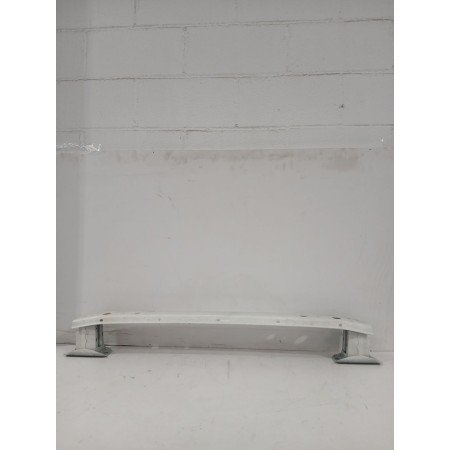 Recambio de refuerzo paragolpes trasero para toyota yaris active referencia OEM IAM 520230D080  