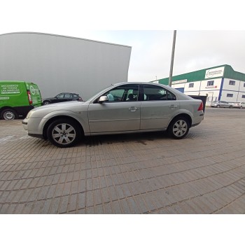 ford mondeo berlina (ge) del año 2004