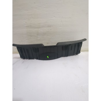 Recambio de moldura maletero para toyota yaris active referencia OEM IAM 583870D090  