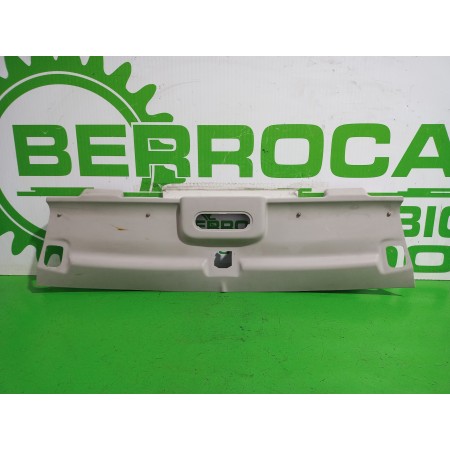 Recambio de moldura para renault megane ii coupe/cabrio confort authentique referencia OEM IAM 8200128577  
