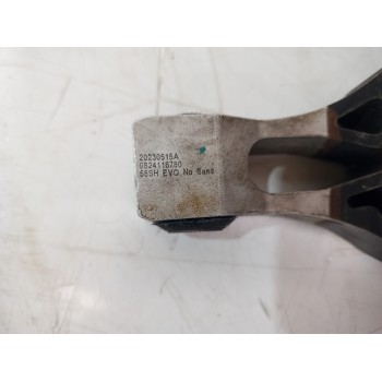 Recambio de soporte cambio para jeep avenger altitude referencia OEM IAM 9824116780  