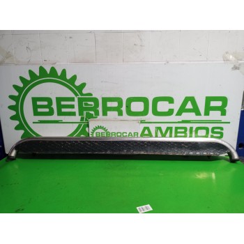 Recambio de estribera izquierda para kia sorento i (jc) 2.5 crdi referencia OEM IAM 877703E500EB  