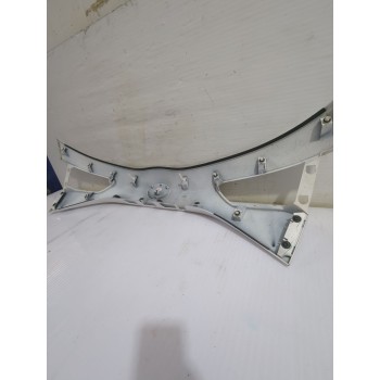 Recambio de molduras traseras para toyota yaris active referencia OEM IAM 768110DA30  