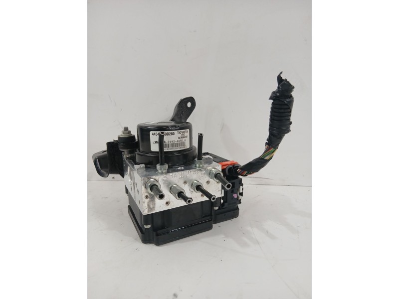 Recambio de abs para toyota yaris active referencia OEM IAM 445400D280  