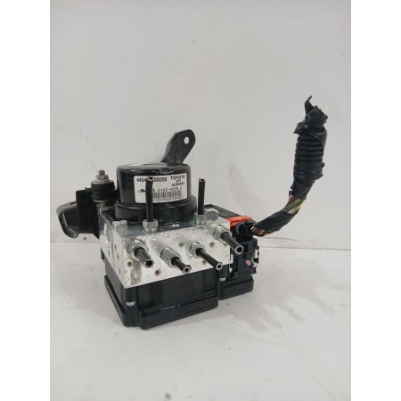 Recambio de abs para toyota yaris active referencia OEM IAM 445400D280  