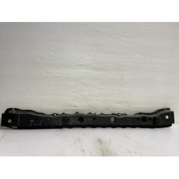 Recambio de travesaño inferior para nissan micra (k12e) acenta referencia OEM IAM 62530AX620  