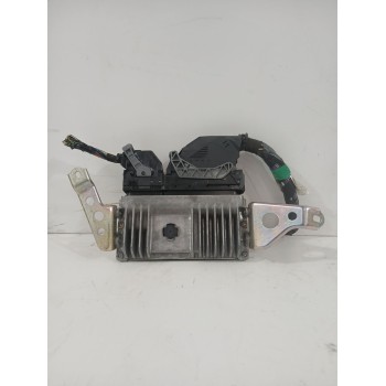 Recambio de centralita motor uce para toyota yaris active referencia OEM IAM 896610U140  