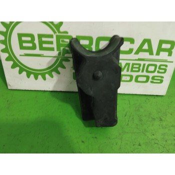 Recambio de posavasos para ford focus berlina (cak) 1.8 tddi turbodiesel cat referencia OEM IAM 2M51046C18AC  