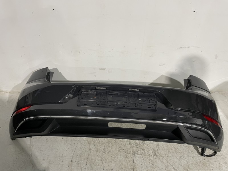 Recambio de paragolpes trasero para volkswagen golf vii lim. (5g1) comfortline bluemotion referencia OEM IAM 5G6807421  