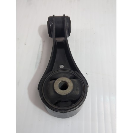 Recambio de soporte para toyota yaris active referencia OEM IAM 233630Y040  