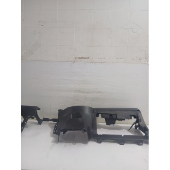 Recambio de salpicadero para toyota yaris active referencia OEM IAM 553030D150  