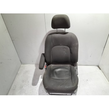 Recambio de asiento delantero izquierdo para kia carens 2.0 turbodiesel cat referencia OEM IAM 880011D010460  