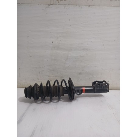 Recambio de amortiguador delantero izquierdo para toyota yaris active referencia OEM IAM 485200D441  
