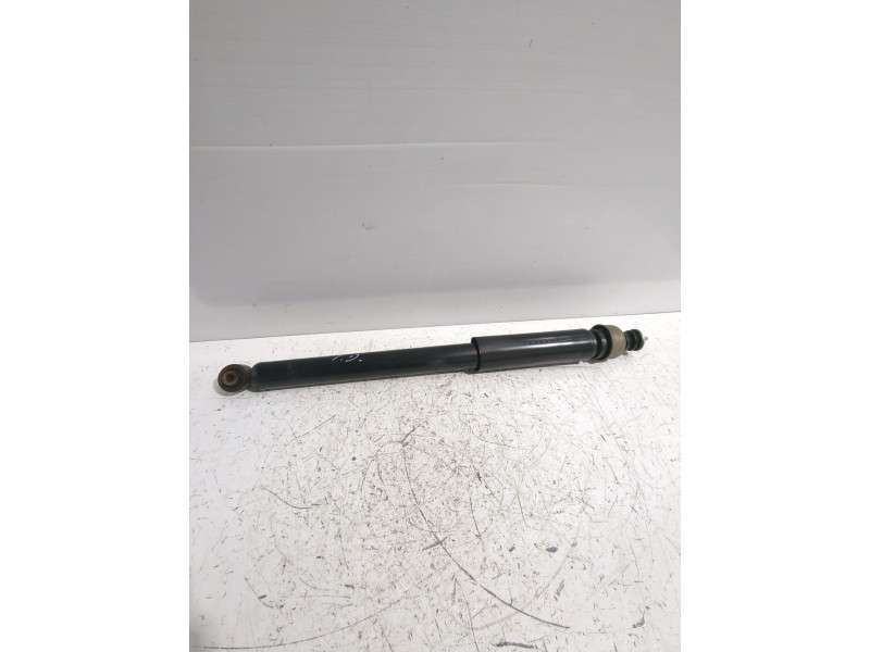 Recambio de amortiguador trasero derecho para nissan juke (f15) 1.5 dci referencia OEM IAM 56210BX82A  