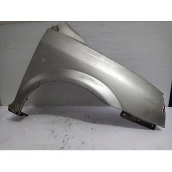 Recambio de aleta delantera derecha para kia carens 2.0 turbodiesel cat referencia OEM IAM 0K2FA-52112  