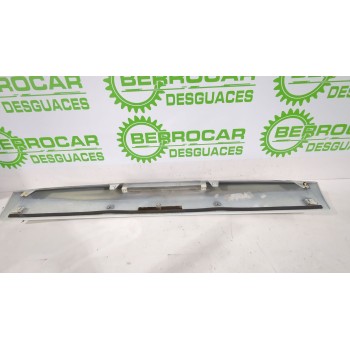 Recambio de aleron trasero para seat ibiza iii (6l1) 1.4 tdi referencia OEM IAM 6L6827939DGRU  