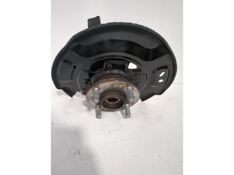 Recambio de mangueta delantera izquierda para toyota yaris active referencia OEM IAM 432120D230  