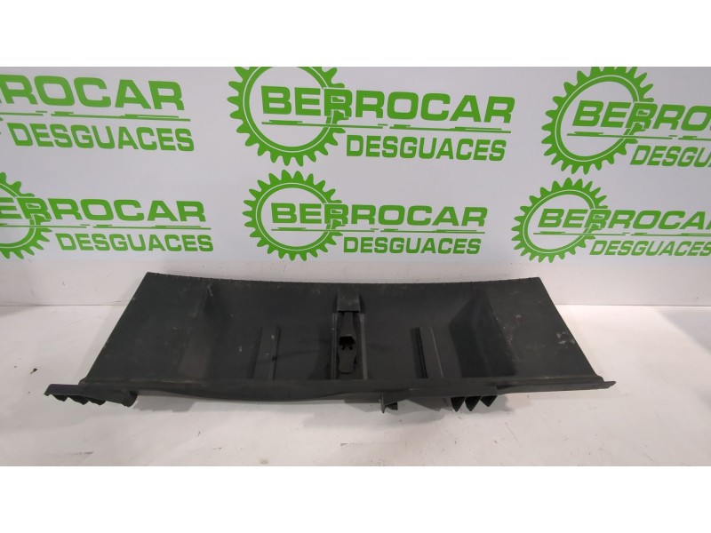 Recambio de moldura maletero para seat ibiza iii (6l1) 1.4 tdi referencia OEM IAM 6L6863459G  