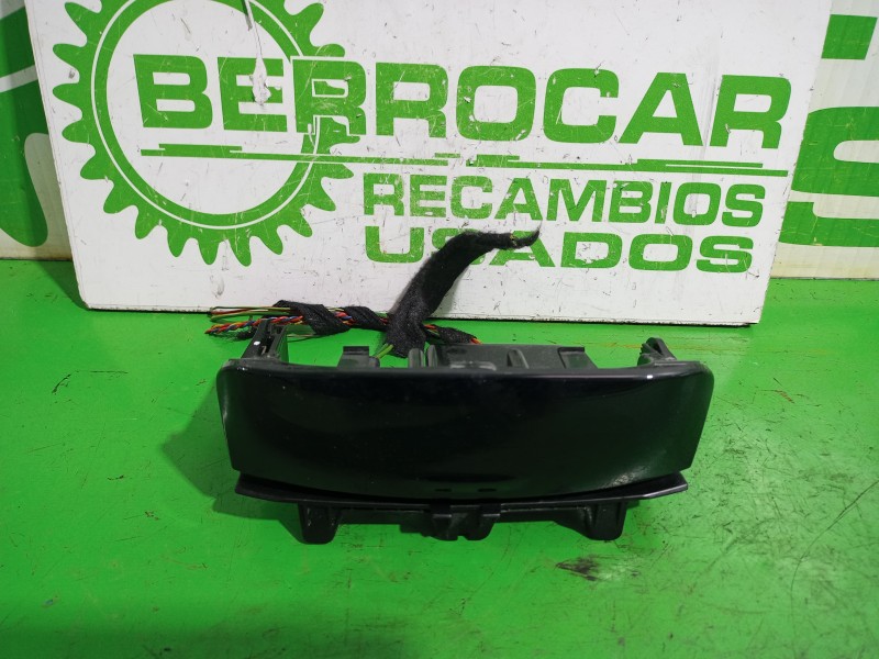 Recambio de cenicero para peugeot 508 active referencia OEM IAM 9686445477  