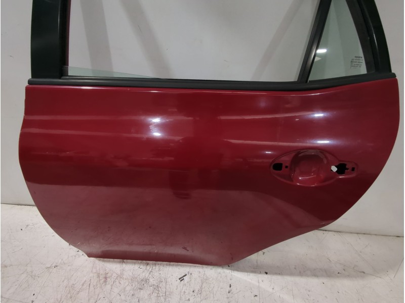 Recambio de puerta trasera izquierda para toyota auris (_e15_) 1.33 dual-vvti (nre150_) referencia OEM IAM 6700402260  