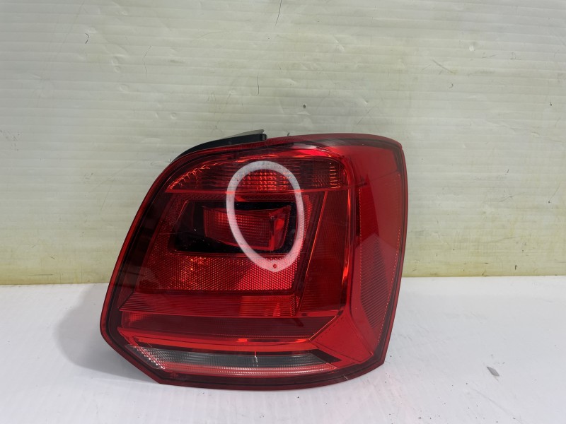 Recambio de piloto trasero derecho para volkswagen polo (6c1) a-polo referencia OEM IAM 6C0945096K  