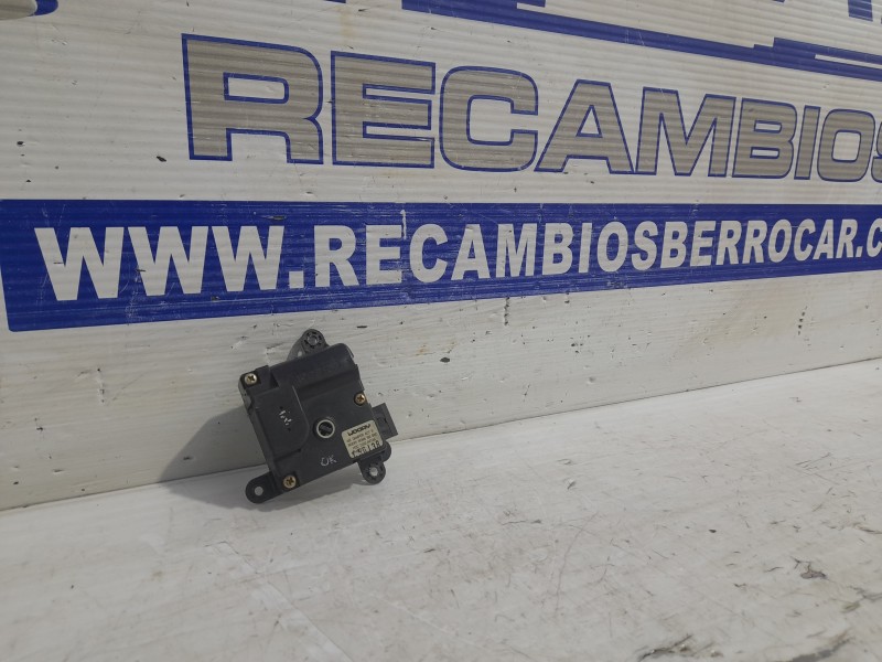 Recambio de motor apertura trampillas para hyundai elantra (xd) 2.0 crdi cat referencia OEM IAM D332AKYAA  