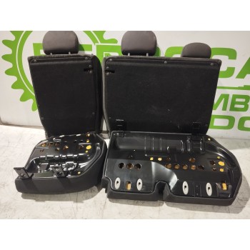 Recambio de asientos traseros para ford focus berlina (cak) 1.8 tddi turbodiesel cat referencia OEM IAM 1126792 1126793  