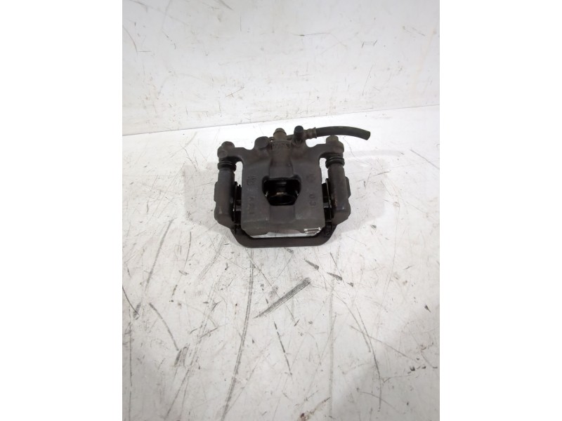 Recambio de pinza de freno trasera derecha para nissan juke (f15) 1.5 dci referencia OEM IAM 440014FA0A  
