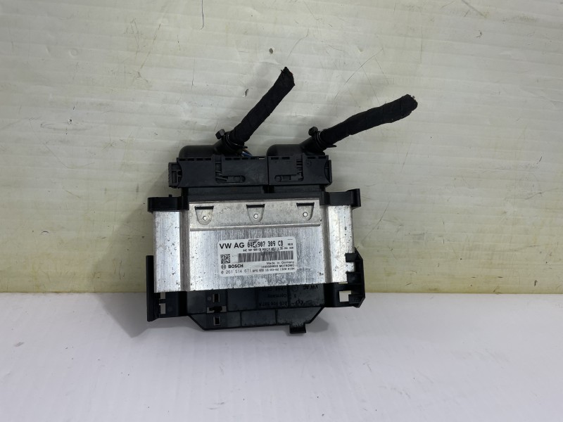 Recambio de centralita motor uce para volkswagen polo (6c1) a-polo referencia OEM IAM 0261S14671  