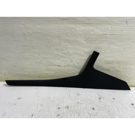 Recambio de moldura derecha para volkswagen golf vii lim. (5g1) comfortline bluemotion referencia OEM IAM 5G1863488B  