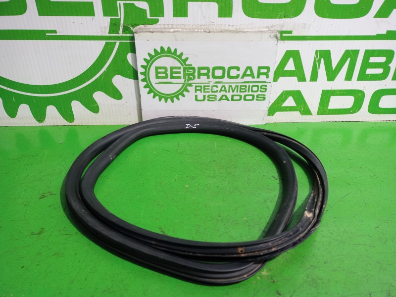 Recambio de goma contorno para seat ibiza (6j5) emoción referencia OEM IAM 6J4867365A5AP  