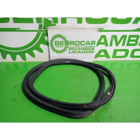 Recambio de goma contorno para seat ibiza (6j5) emoción referencia OEM IAM 6J4867365A5AP  