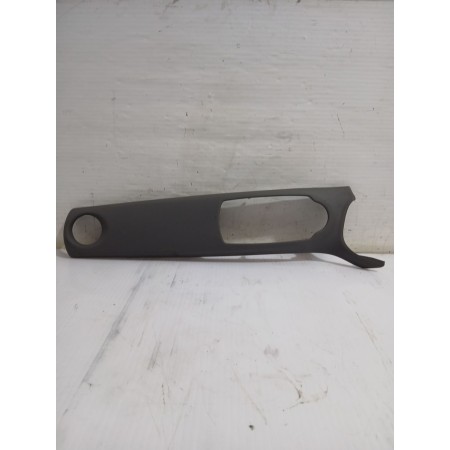 Recambio de moldura para toyota yaris active referencia OEM IAM 554700D090  