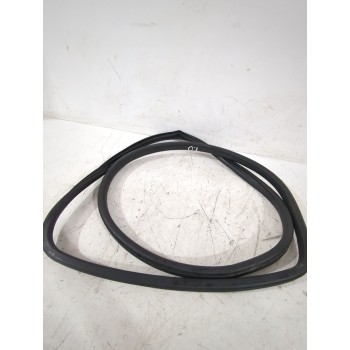 Recambio de gomas contorno puerta para nissan juke (f15) 1.5 dci referencia OEM IAM 828311KA0A  