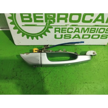Recambio de maneta exterior delantera derecha para kia carnival 2.9 crdi cat referencia OEM IAM 826504D000  